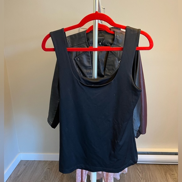 Dynamite Scoop Neck Tank (Black, size M) - Picture 2 of 2